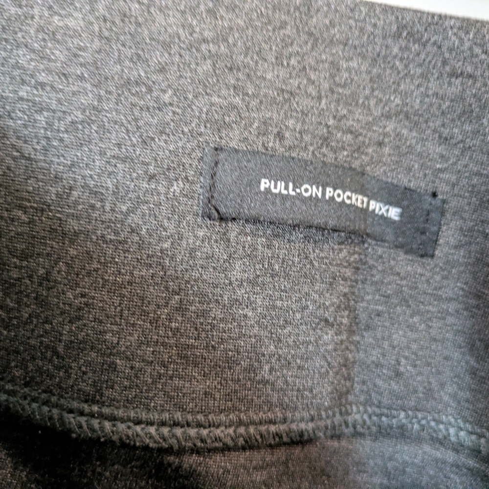 New with tags! torrid Gray High-Waisted Leggings - Picture 5 of 11